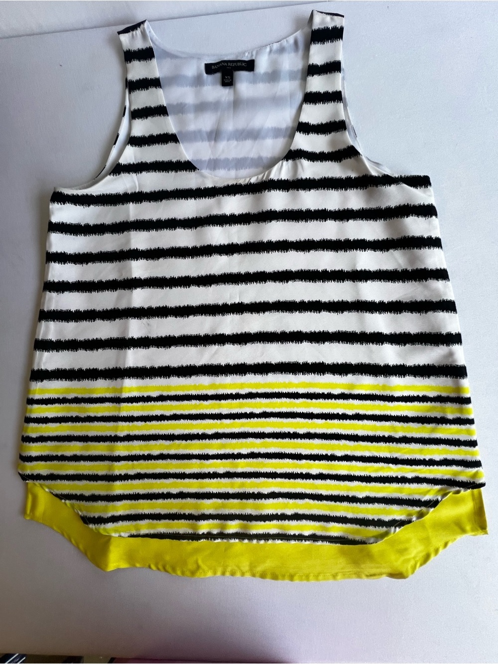 BANANA REPUBLIC BLACK, YELLOW, AND WHITE STRIPED POLYESTER TANK SIZE XS
NWOT - Picture 6 of 6